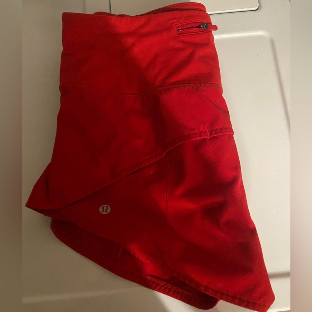 Size 8 Lululemon speed up shorts